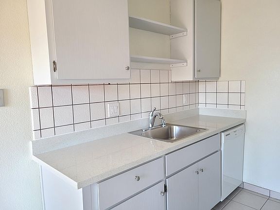 3rd image of 3519 Agate Dr APT 6