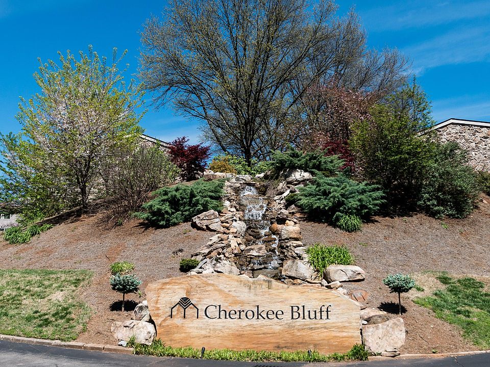 1st image of 2017 Cherokee Bluff Dr #2017