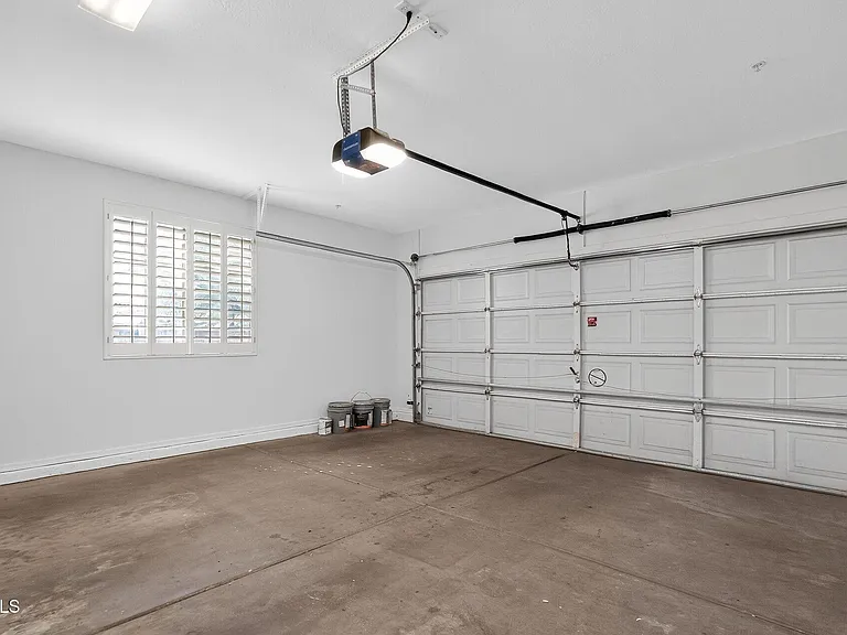 7742 E Los Gatos Dr — Photo 32