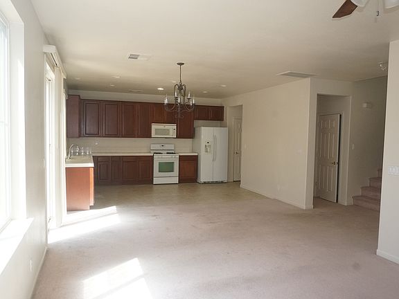 5th image of 2343 N Rock Creek Dr
