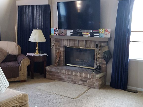 3rd image of 5803 Stonebridge Trl