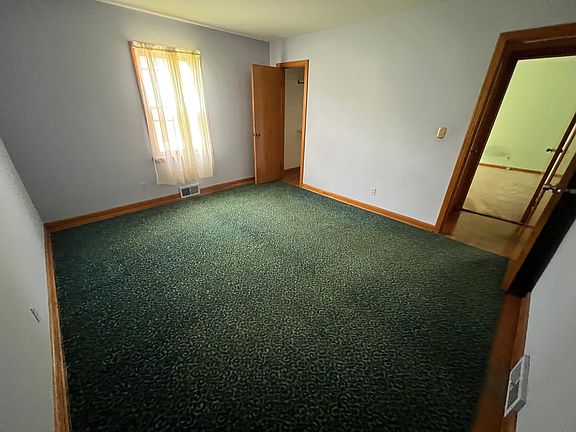4th image of 179 N Harrison St #1