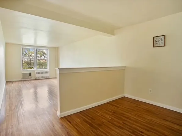 3215 Olinville Avenue 4C image 2 of 4