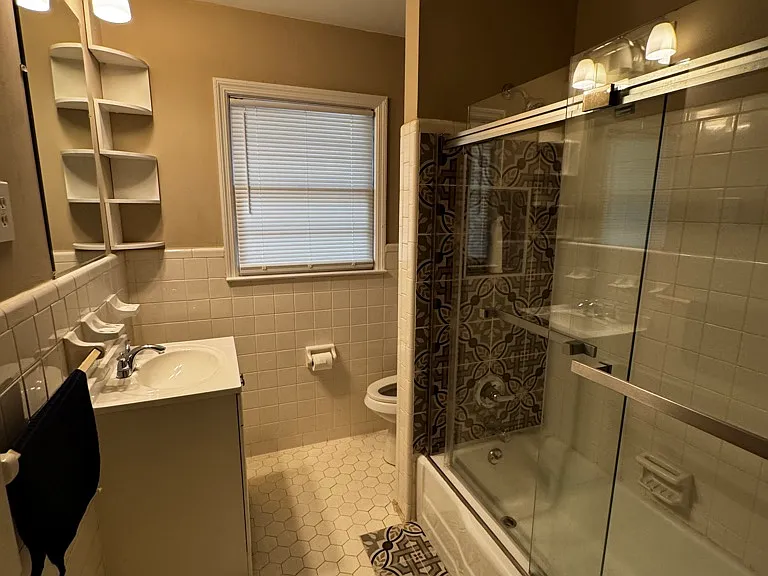 1015 Casa Dr — Photo 12