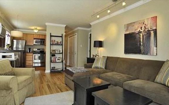 2nd image of 1330 N Elizabeth St Unit 7