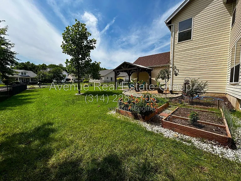 203 Hawksbury Pl — Photo 31