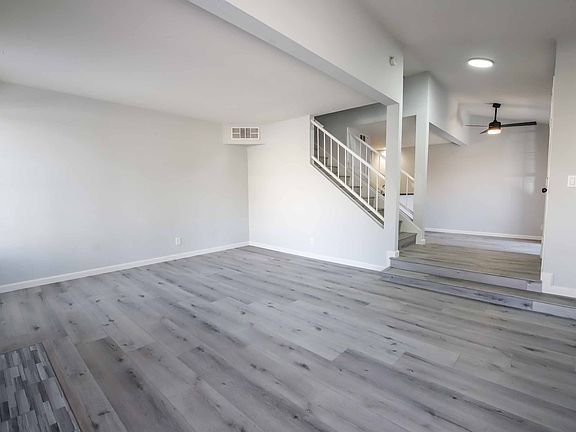 4th image of 2840 Floral Peak Dr