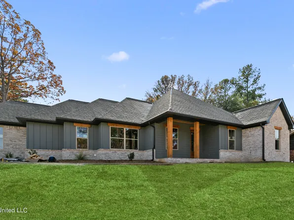 747 Pine Valley, Pearl, MS 39208