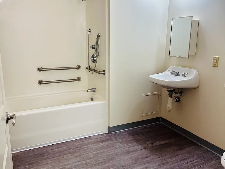 293 Wilson St #206 — Photo 6