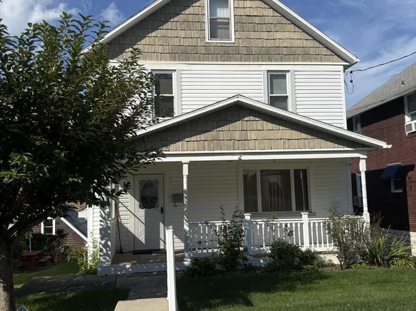 222 Burkhart Pl, Johnstown, PA 15906