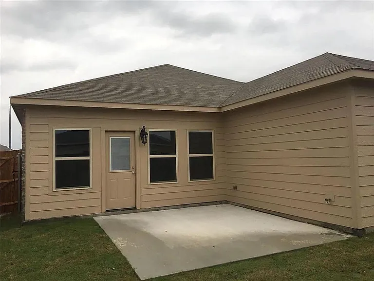 309 Lead Creek Dr — Photo 10