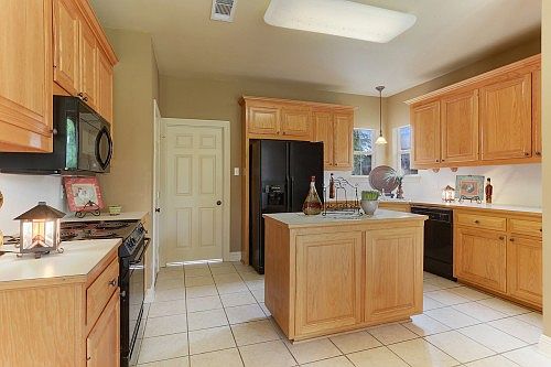 3rd image of 43494 N Great Oak Ct