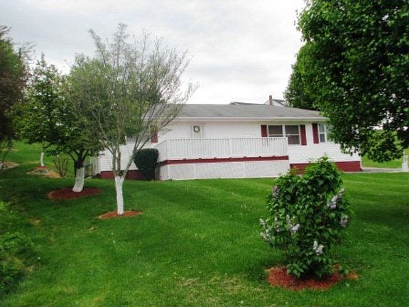 5th image of 19334 Dennison Dr