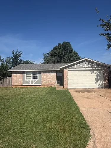 905 Craig Dr Photo 1