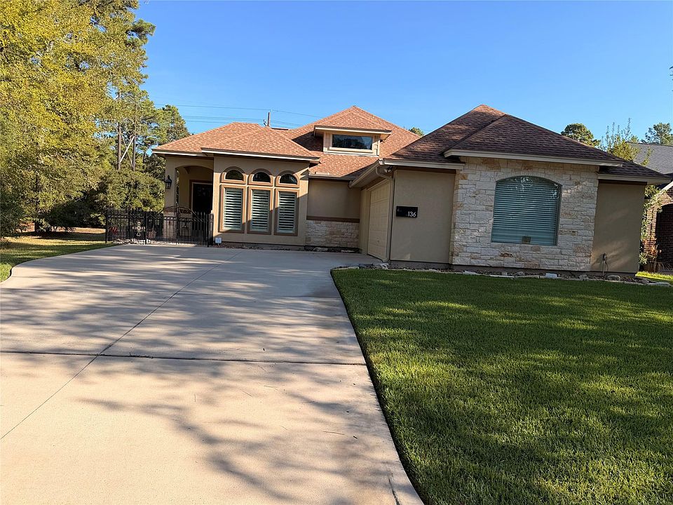1st image of 136 Wick Willow Rd