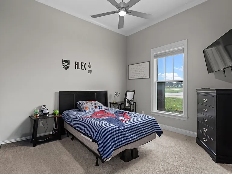 301 Rosedown Ln — Photo 19