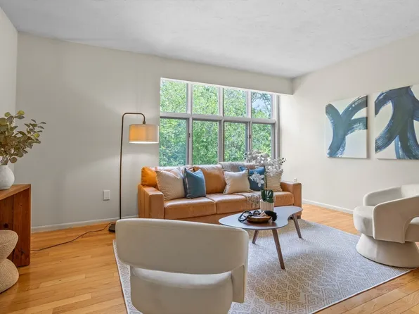 44 Greenridge Ln Unit 44, Lincoln, MA 01773