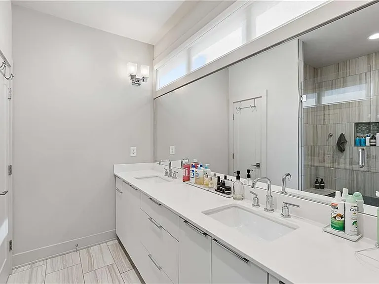 102 City View Ct NE — Photo 19