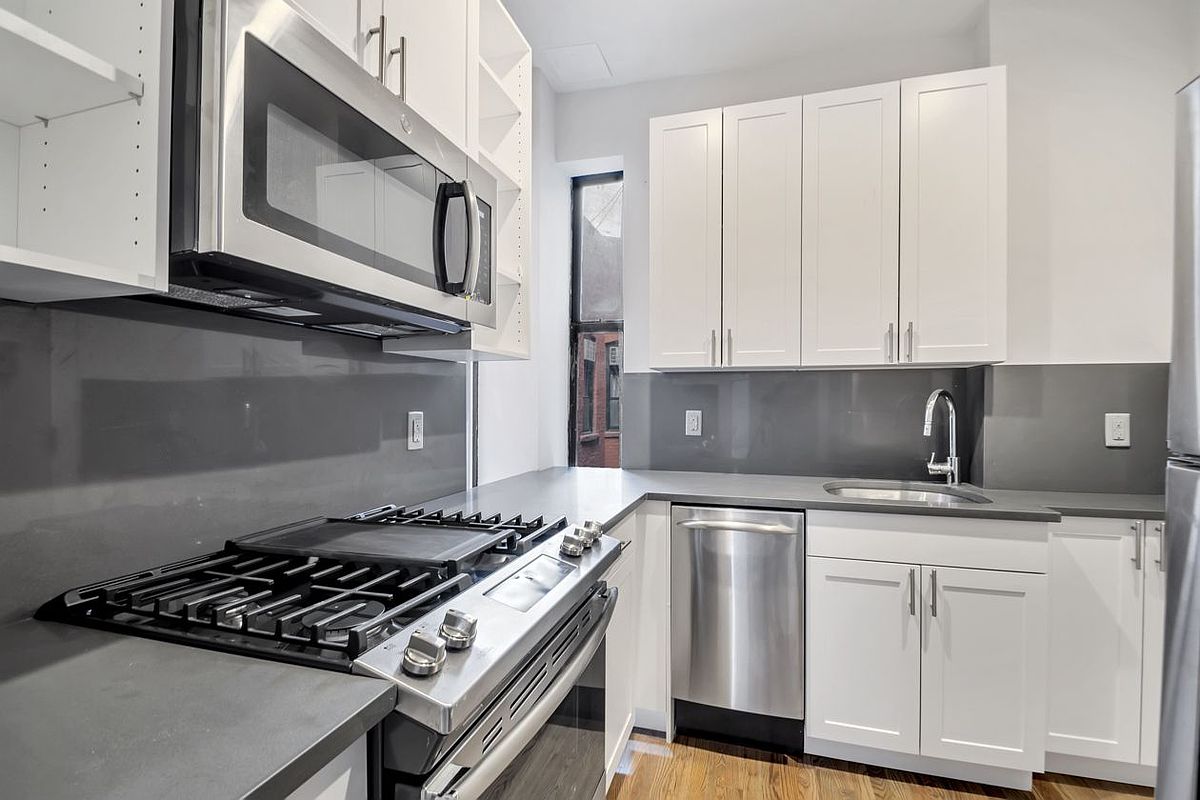 358 West 45th Street #4D in Hell's Kitchen, Manhattan | StreetEasy