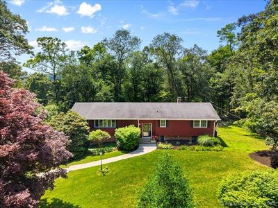 964 Red Fox Road, Orange, CT, 06477