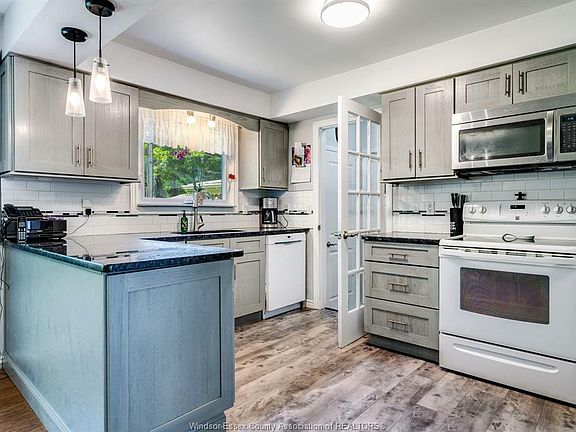 5th image of 63 Augustine Dr