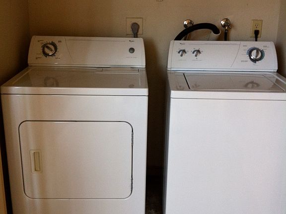 3rd image of 5471 Indian River Dr Unit 402