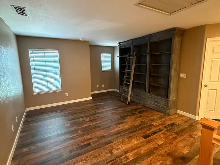 2127 Arnold Dr — Photo 30