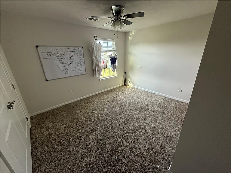 3002 Highpoint Dr — Photo 12