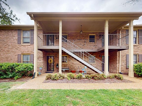 2nd image of 341 Westfield Dr