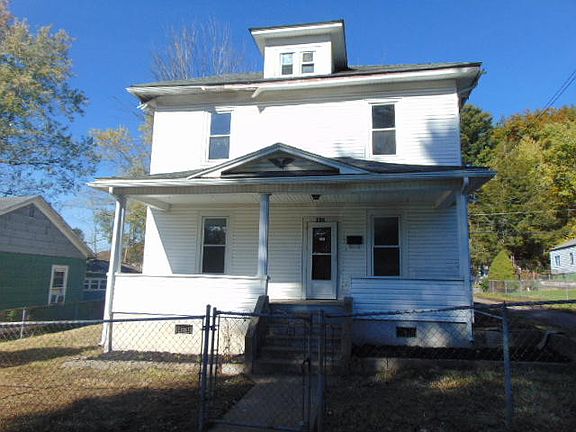 5th image of 419 Montana St