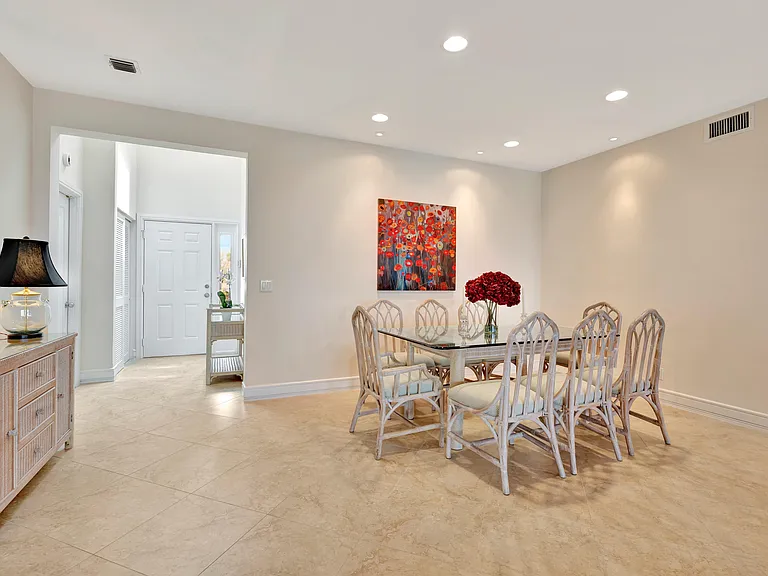 2704 Captains Way — Photo 10
