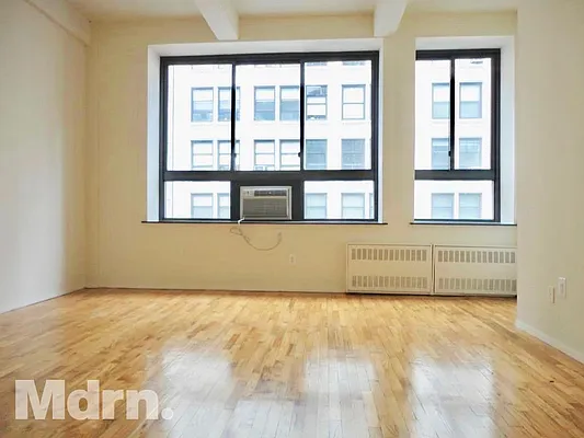 Rented by Mdrn Residential | media 10