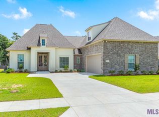 18130 River Landing Dr, Prairieville, LA 70769