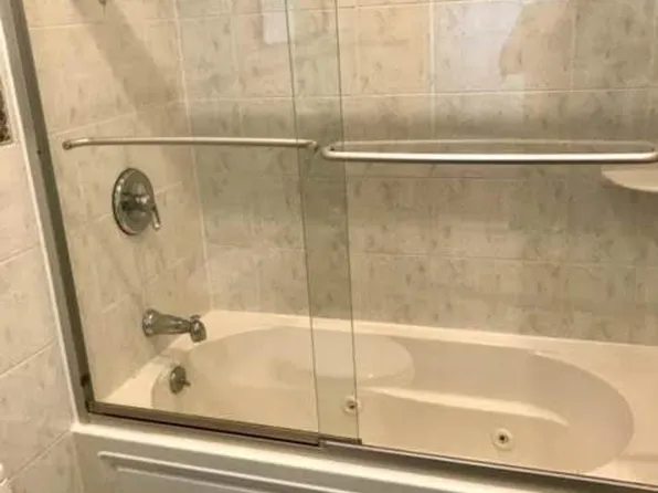 930 Washington Street image 14 of 23