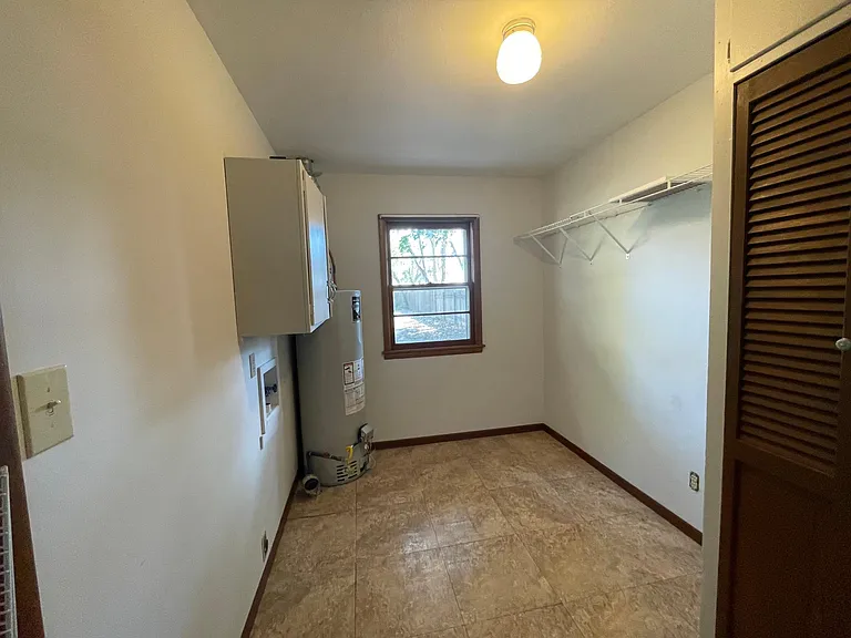 103 Robert St — Photo 26