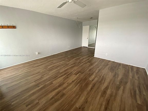 3rd image of 455 Golden Isles Dr APT 302