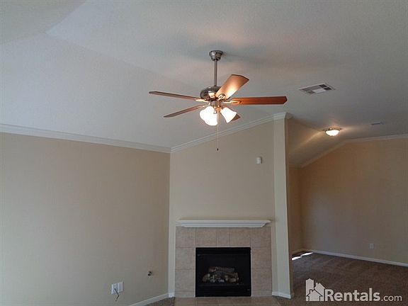 2nd image of 3131 Barkers Crossing Ave