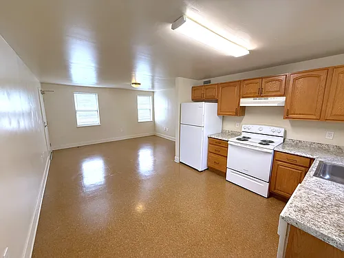 1528 Bluemont Ave SW #120 Photo 1