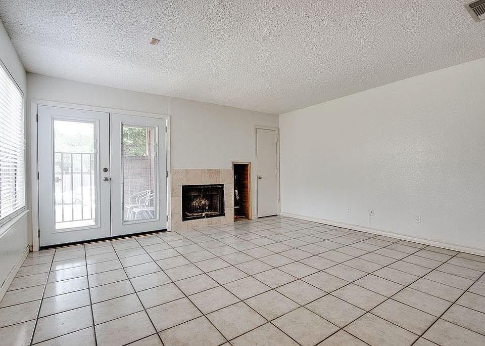 Arlington Oaks Condominiums Arlington, TX Zillow