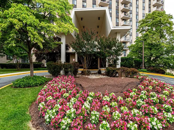 7420 Westlake Ter APT 1408, Bethesda, MD 20817