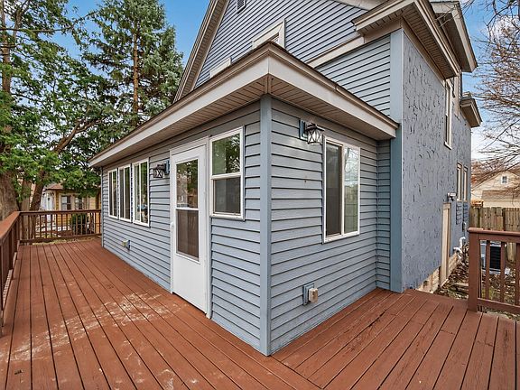 5th image of 3247 Humboldt Ave N