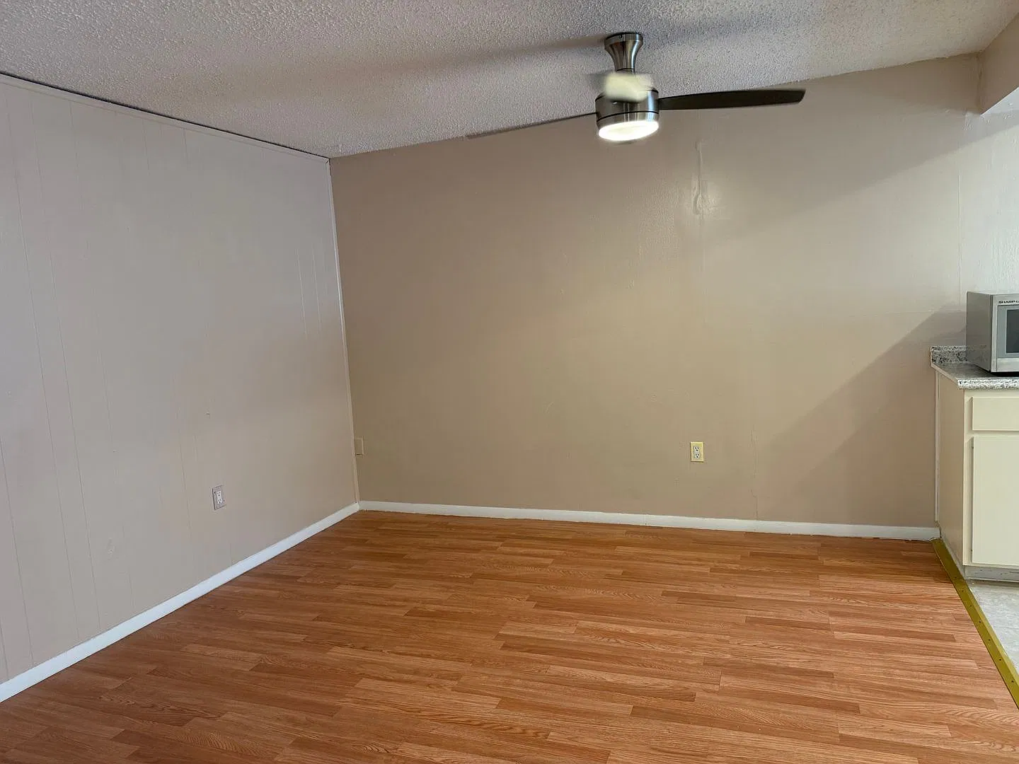 * Limited Time Move In Special * One Month Free!! Affordable Gainesville Condo Near Uf Great Loca... — Photo 3