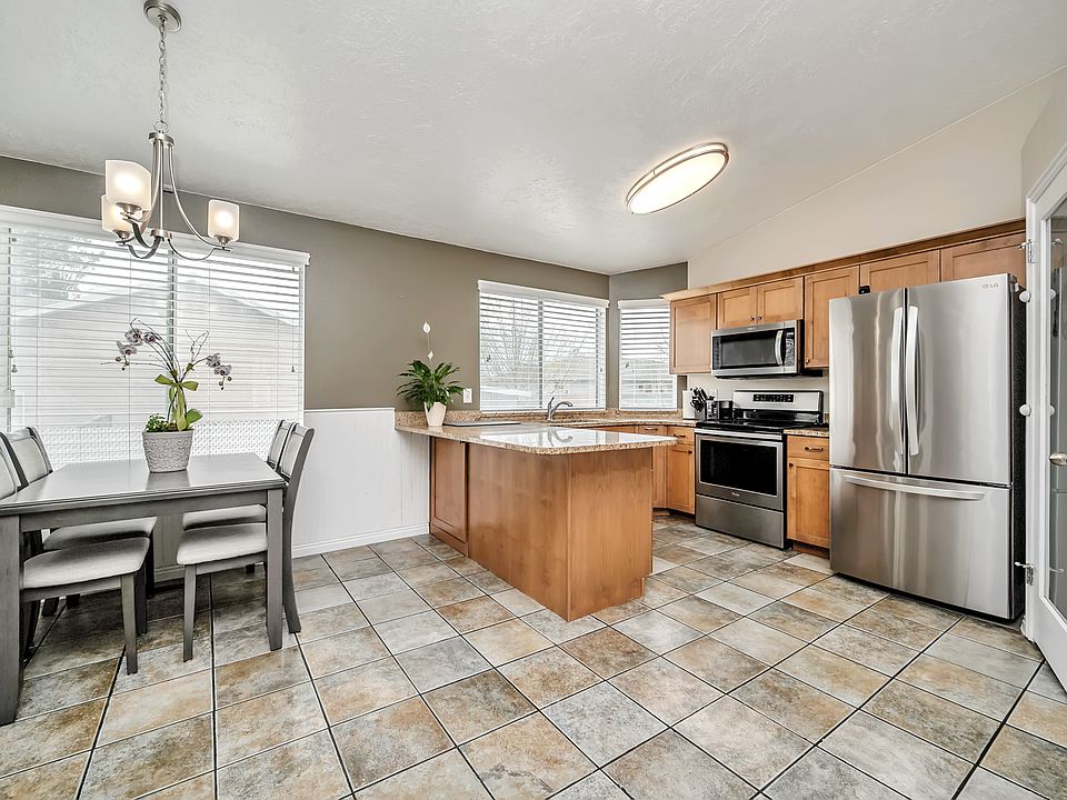 1st image of 5329 S Royal Autumn Cir