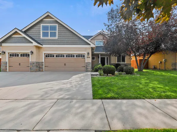 5702 N Claret Cup Way, Meridian, ID 83646