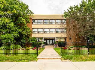 1525 Birchmount Rd, Toronto, ON M1P2H3