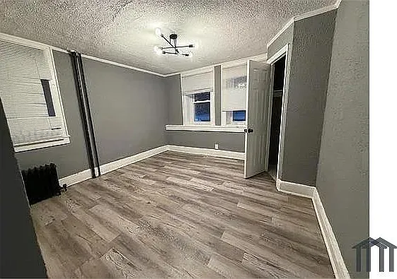 717 Arlington Ave #4D