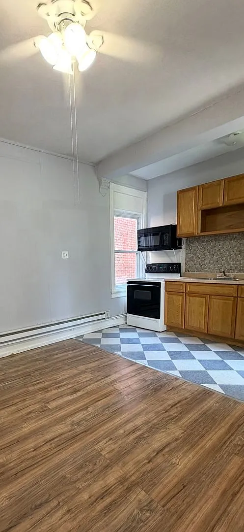 1713 W. Tioga St. — Photo 2
