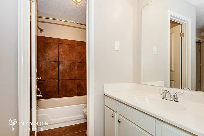 3016 Shade Tree Cv — Photo 14