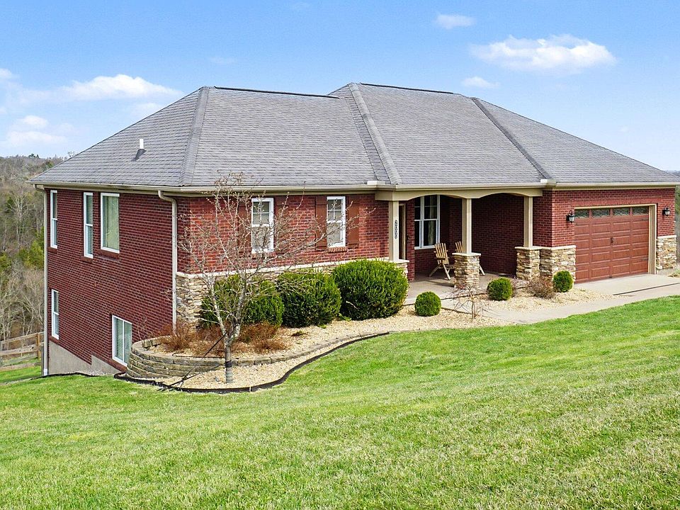 1st image of 2000 Shady Ln