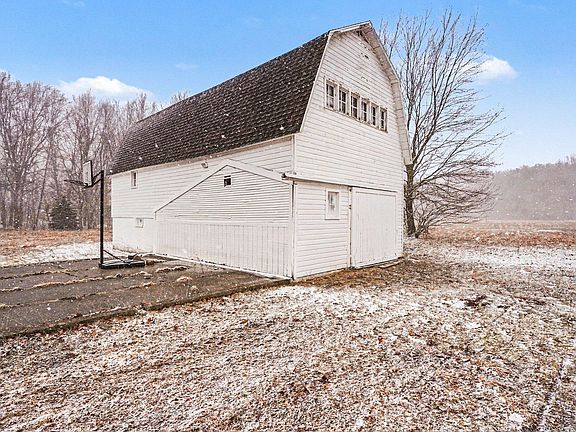 4th image of 598 S Brooks Rd